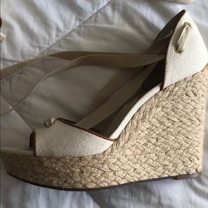 Wrap up wedges